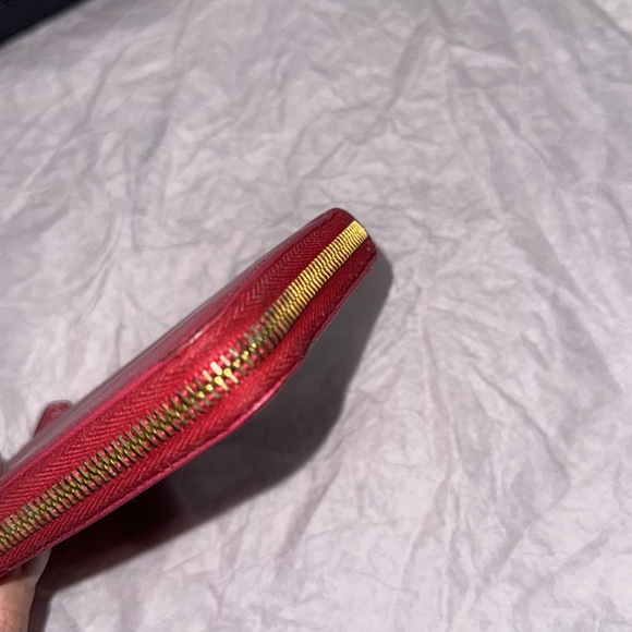 Prada Wallet - Picture 5 of 10